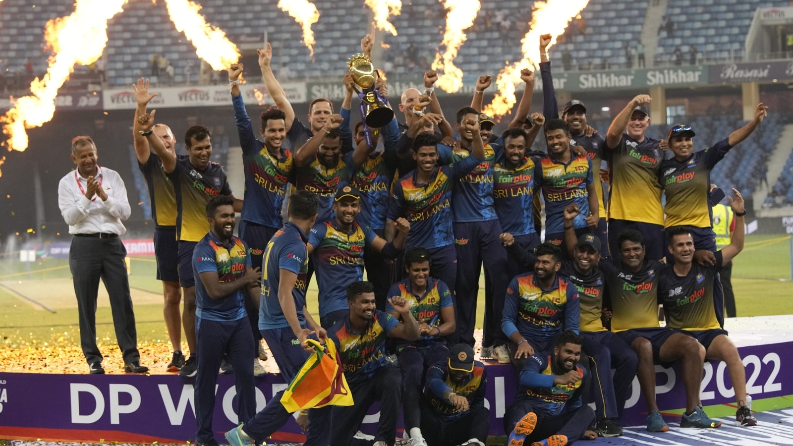 Sri Lanka vs England, T20 World Cup 2022 Highlights: ENG qualify for semis  after tense 4-wicket win over SL