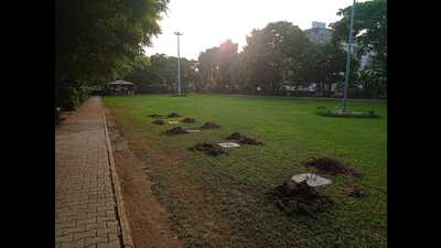 Panchkula MC started the installation work on September 8. But some residents again got the work stopped. (HT Photo) Panchkula MC started the installation work on September 8. But some residents again got the work stopped. (HT Photo)