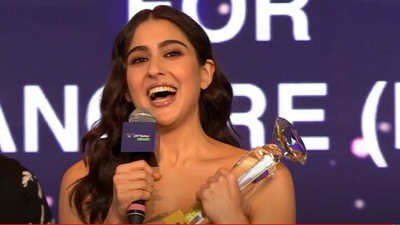 Sara Ali Khan won the award for Breakthrough Performance of the Year Female for Atrangi Re. 