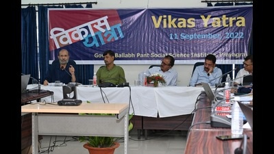 Brainstorming session underway at GBPSSI on Sunday. (ht photo) Brainstorming session underway at GBPSSI on Sunday. (ht photo)
