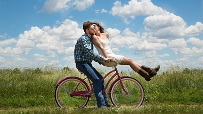 Transform your relationship by using the five love language (Unsplash) Transform your relationship by using the five love language (Unsplash)