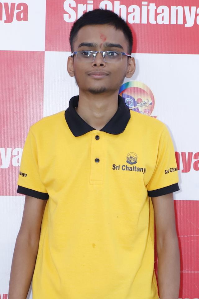 Nivesh Aggarwal of Sri Guru Harkrishan Senior Secondary Public School, Sector 40, got AIR 60 (HT Photo) Nivesh Aggarwal of Sri Guru Harkrishan Senior Secondary Public School, Sector 40, got AIR 60 (HT Photo)