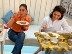 Kareena Kapoor and Neetu Kapoor film together for an unknown project. Kareena Kapoor and Neetu Kapoor film together for an unknown project.