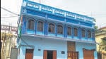 With the usual queue of visitors missing, Mondal’s home at Bolpur’s Nichupatty wears a rather deserted look. (HT Photo) With the usual queue of visitors missing, Mondal’s home at Bolpur’s Nichupatty wears a rather deserted look. (HT Photo)