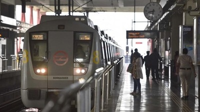 On Sunday, the DMRC (Delhi Metro Rail Corporation) carried out pre-planned maintenance work in the segment between Sultanpur and Qutub Minar metro stations. On Sunday, the DMRC (Delhi Metro Rail Corporation) carried out pre-planned maintenance work in the segment between Sultanpur and Qutub Minar metro stations.