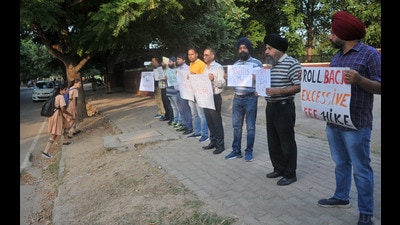 Parents protesting outside Ryan International School in Sector 49, Chandigarh, on Monday. (Ravi Kumar/HT) Parents protesting outside Ryan International School in Sector 49, Chandigarh, on Monday. (Ravi Kumar/HT)