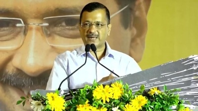 Arvind Kejriwal addresses Gujarat townhall. &nbsp; ((Twitter) )