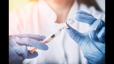 Covid-19: The five leading districts in terms of successfully administering precautionary doses since July 15 are Prayagraj (9,21,135 doses), Jaunpur (8,27,536 doses), Kanpur Nagar (7,58,204 doses), Bareilly (7,20,083 doses), and Azamgarh (7,13,177 doses). (FOR REPRESENTATION ) Covid-19: The five leading districts in terms of successfully administering precautionary doses since July 15 are Prayagraj (9,21,135 doses), Jaunpur (8,27,536 doses), Kanpur Nagar (7,58,204 doses), Bareilly (7,20,083 doses), and Azamgarh (7,13,177 doses). (FOR REPRESENTATION )
