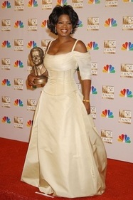 At the 2002 Emmy Awards, Oprah Winfrey wore a dress by Bradley Bayou and looked elegant. (Gettyimages) At the 2002 Emmy Awards, Oprah Winfrey wore a dress by Bradley Bayou and looked elegant. (Gettyimages)