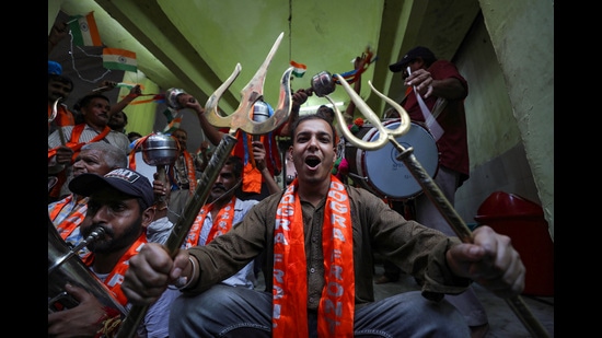 Members of Shiv Sena Dogra Front celebrate after the district court's verdict in the Gyanvapi mosque-Shringar Gauri case, Jammu, September 12, 2022 (PTI)