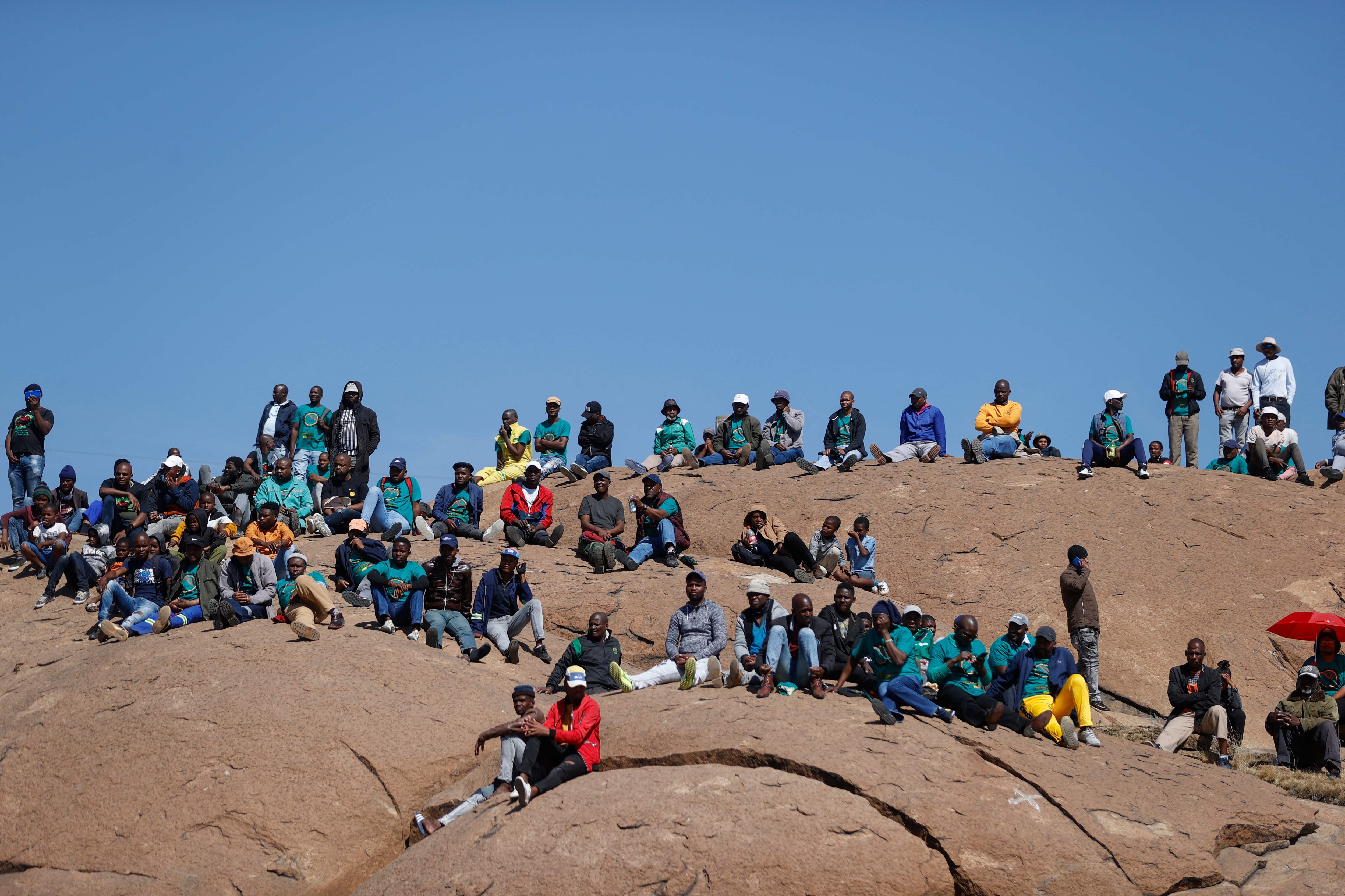 This August 2022, South Africa commemorated the 10th anniversary of the Marikana massacre. Located 90 kilometres northwest of Johannesburg, Marikana is one of the richest mineral belts in the world. In fact, South Africa and Russia meet 90% of the global demands for platinum, and most of the South African platinum comes from this belt.(Photo by PHILL MAGAKOE / AFP)(AFP)