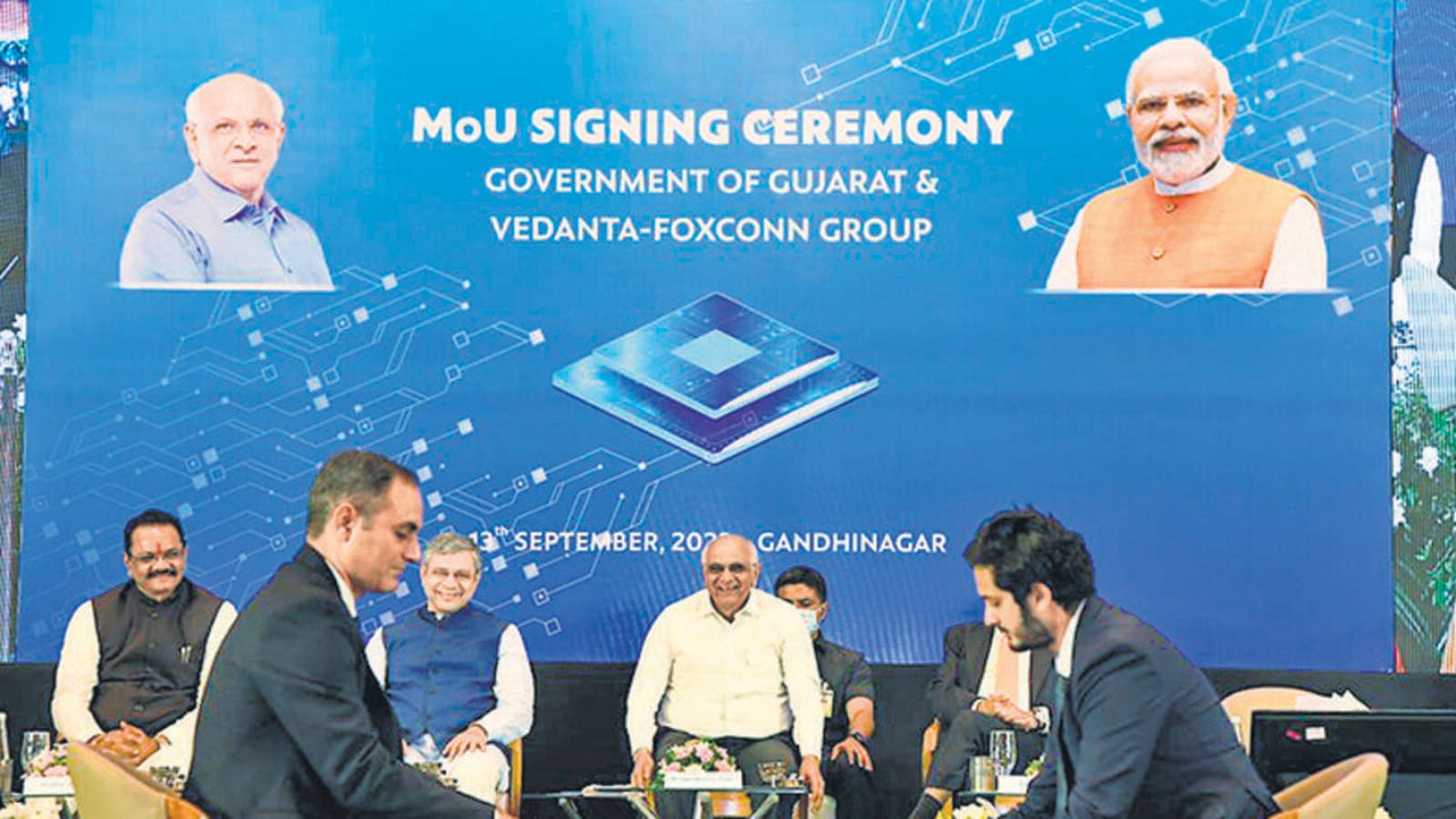 VedantaFoxconn’s pact invited ire from Opposition Mumbai news