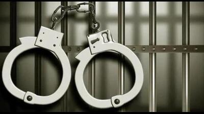 The Punjab Police state special operation cell (SSOC) on Tuesday arrested Anmoldeep Soni of Harike Pattan in Tarn Taran with 103 grams of heroin from Kharar.