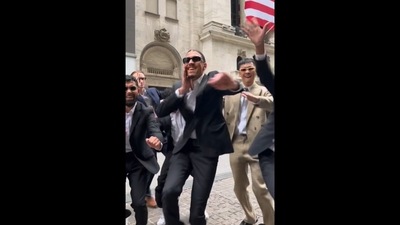 The image taken from the viral shows the Norwegian dance group grooving to Sauda Khara Khara. (Instagram/@thequickstyle) The image taken from the viral shows the Norwegian dance group grooving to Sauda Khara Khara. (Instagram/@thequickstyle)