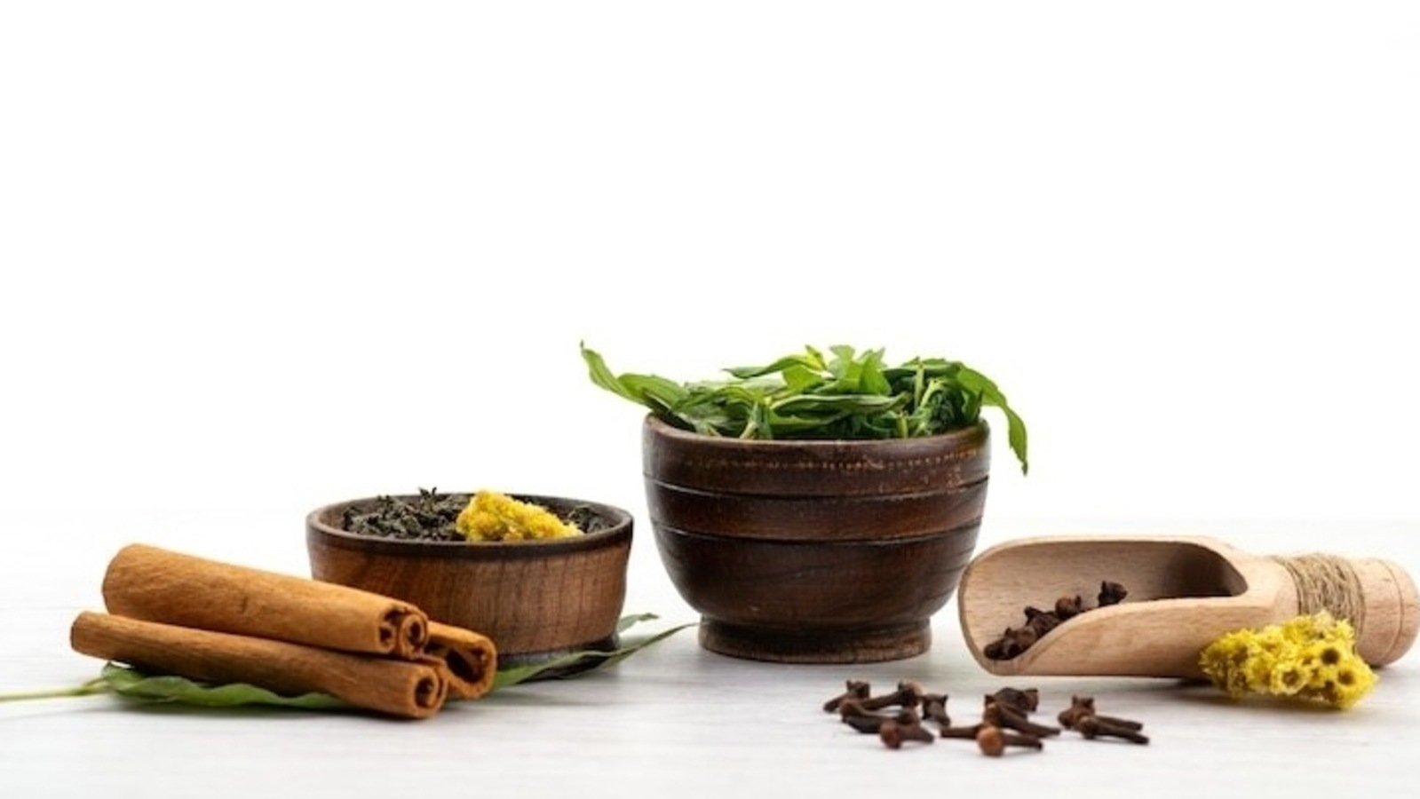 Diabetes Consume These 5 Herbs On Empty Stomach To Manage Blood Sugar 