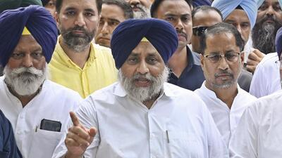 Shiromani Akali Dal (SAD) president Sukhbir Singh Badal addresses a press conference. (PTI) Shiromani Akali Dal (SAD) president Sukhbir Singh Badal addresses a press conference. (PTI)