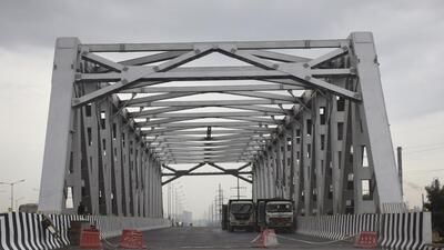 Ghaziabad, India - September 14, 2022: Construction work underway on Delhi Meerut Expressway, in Chipyana, Ghaziabad, India, on Wednesday, September 14, 2022. (Photo by Sakib Ali /Hindustan Times)