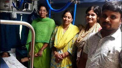 Timely assistance from a medico helped a woman deliver a baby aboard a running train in Andhra Pradesh’s Anakapalle district on Tuesday. (HT) Timely assistance from a medico helped a woman deliver a baby aboard a running train in Andhra Pradesh’s Anakapalle district on Tuesday. (HT)