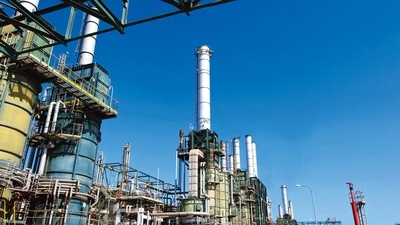 International Energy Agency: Crude futures have tumbled almost 25% over the past three months. (Bloomberg) International Energy Agency: Crude futures have tumbled almost 25% over the past three months. (Bloomberg)