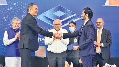 According to the figures made available by the state’s industries department, other than the capital subsidy of ₹40,000 crore, Maharashtra government had offered 1100 acres of land at Talegaon industrial area phase-IV in Pune district (ANI) According to the figures made available by the state’s industries department, other than the capital subsidy of ₹40,000 crore, Maharashtra government had offered 1100 acres of land at Talegaon industrial area phase-IV in Pune district (ANI)