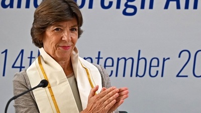 French Foreign Minister Catherine Colonna gestures while addressing the students. (AFP) French Foreign Minister Catherine Colonna gestures while addressing the students. (AFP)