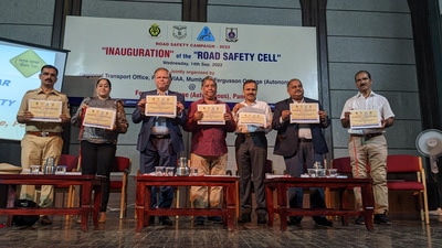 The first ever ‘road safety cell’ to function out of any college or educational institution in the state was inaugurated Wednesday by Fergusson college (autonomous). (Shankar Narayan/HT PHOTO)