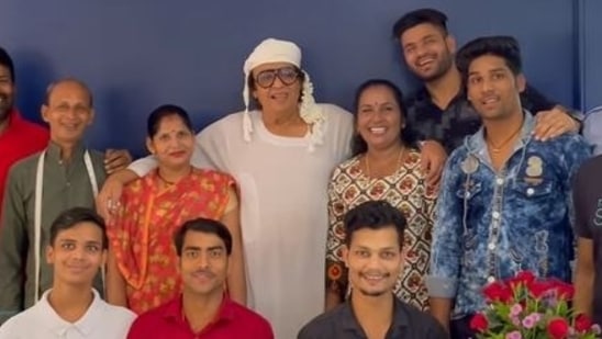 Ranjeet celebrated his 81st birthday with extended family.