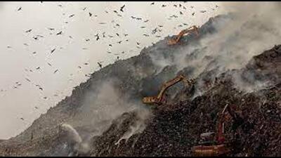 Delh has three landfills -- one each in Ghazipur, Bhalswa and Okhla, which have millions of tonnes of legacy waste. (HT Photo) Delh has three landfills -- one each in Ghazipur, Bhalswa and Okhla, which have millions of tonnes of legacy waste. (HT Photo)