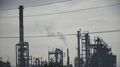 Ghaziabad, India - September. 14, 2022: Smoke billows from a private factory on Chipyana NH 9 Road, in Ghaziabad, India, on Wednesday, September 14, 2022. (Photo by Sakib Ali /Hindustan Times)