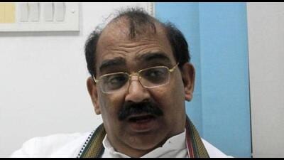 The delegation led by state BJP chief Ashwani Sharma claimed that the horse-trading charges levelled by AAP national convener and Delhi chief minister Arvind Kejriwal and other leaders against the BJP were “totally baseless and have been a political mischief to cover their own failures”. (HT File)