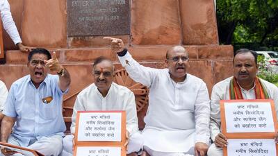 Bharatiya Janata Party (BJP) MLA Vijender Gupta (second from right) met Delhi LG VK Saxena on Thursday in connection with his complaint into alleged irregularities in the recruitment of marshals for DTC buses. (ANI)