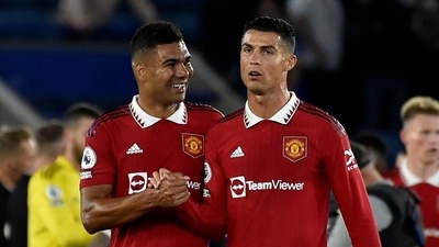 Manchester United's Casemiro, left, and Cristiano Ronaldo leave the pitch after the match (AP) Manchester United's Casemiro, left, and Cristiano Ronaldo leave the pitch after the match (AP)