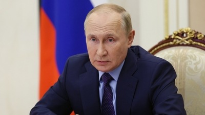 Vladimir Putin Assassination Attempt: Russian President Vladimir Putin during a meeting. (AP File) Vladimir Putin Assassination Attempt: Russian President Vladimir Putin during a meeting. (AP File)