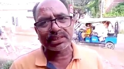 Screengrab of the viral video of Ballia, Uttar Pradesh.&nbsp; (Twitter)