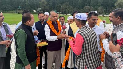 People of Hattee community welcome chief minister Jai Ram Thakur at Annadale after central government declared Scheduled Tribe status to them, in Shimla on Thursday. (Deepak Sansta /HT) People of Hattee community welcome chief minister Jai Ram Thakur at Annadale after central government declared Scheduled Tribe status to them, in Shimla on Thursday. (Deepak Sansta /HT)