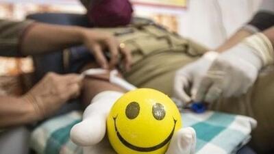 Delhi CM also appealed all political parties to come forward and donate blood. (File image) Delhi CM also appealed all political parties to come forward and donate blood. (File image)