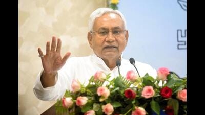 Bihar chief minister Nitish Kumar addresses a gathering during the launch of ‘Chief Minister Rural Solar Street Light Scheme’, in Patna on Thursday. (Santosh Kumar/HT Photo) Bihar chief minister Nitish Kumar addresses a gathering during the launch of ‘Chief Minister Rural Solar Street Light Scheme’, in Patna on Thursday. (Santosh Kumar/HT Photo)