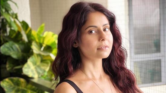 Breast Cancer Survivor Chhavi Mittal When I Show Cleavage Its Out Of Respect For My Breasts