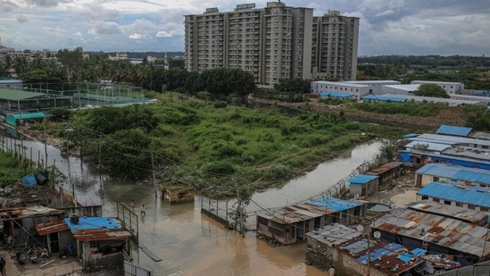 Flood water in Bengaluru, India, on Thursday, Sept. 8, 2022 that hit back-office operations that are the nerve center of the global financial and technology industries. Photographer: Dhiraj Singh/Bloomberg (Bloomberg)
