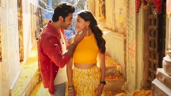 Brahmastra box office day 6 collection: Alia Bhatt and Ranbir Kapoor in Brahmastra.