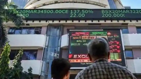 Sensex Nifty Pare Early Gains To Close In Red Fall For 2nd Day Hindustan Times 7488