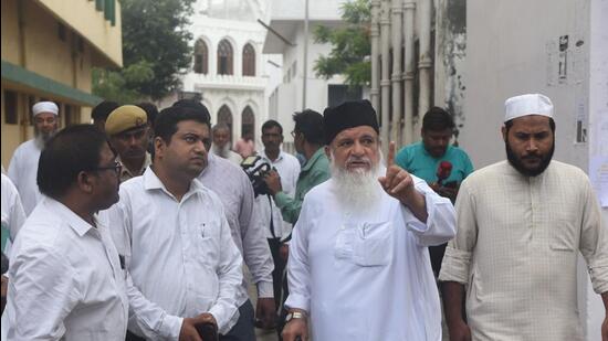 A three-member team of the Uttar Pradesh government held a survey of a 125-year-old Islamic seminary in Lucknow. (Deepak Gupta/HT Photo)