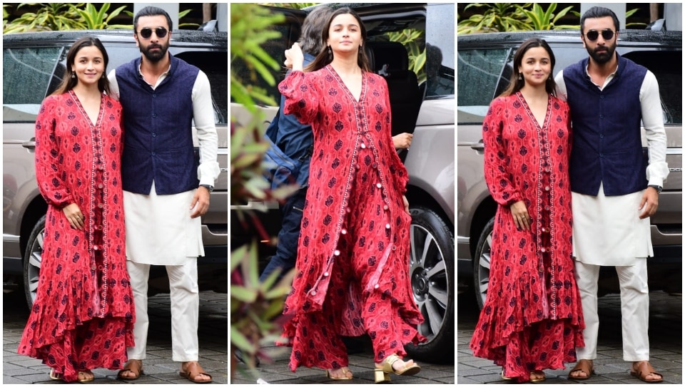 Alia Bhatt and Ranbir Kapoor at Kalina Airport.&nbsp;(HT Photo/Varinder Chawla)