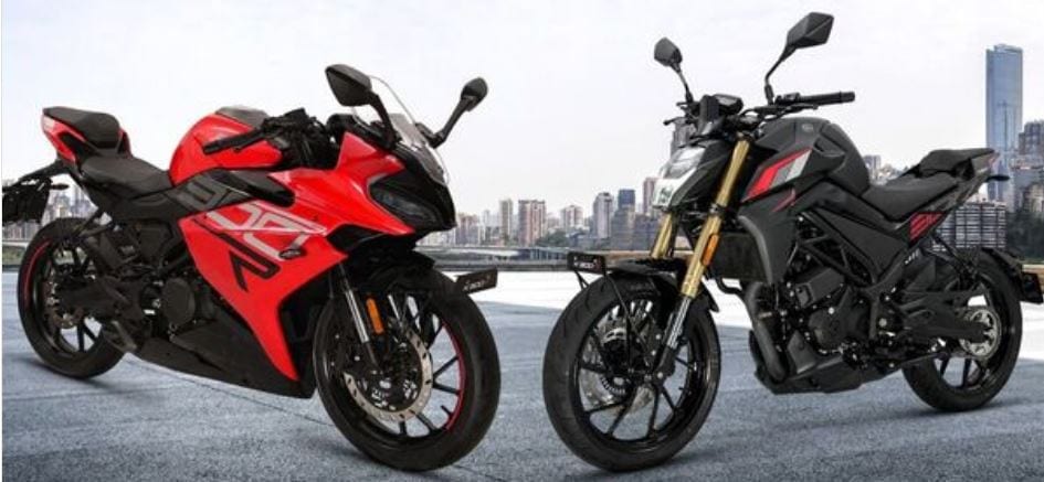Three colour options have been given to the K300 N and the K300 R - white, red and black.