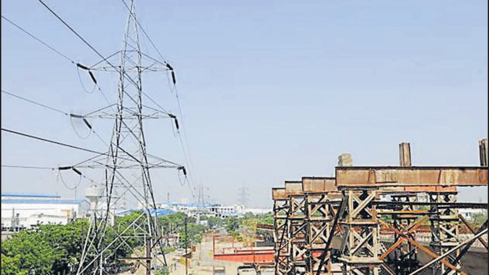 Power supply to Noida highrise snapped, electricity department sets up