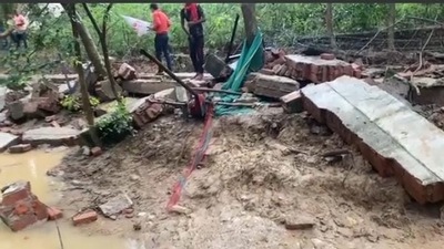 The incessant rain also took the life of 9 people on Friday, including 3 minors, as a wall collapsed in a residential area. (Rohit K Singh/HT)