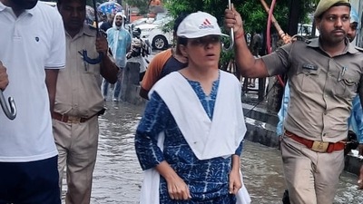 Divisional Commissioner of Lucknow Roshan Jacob was seen inspecting waterlogging in different parts of city earlier on Friday, along with Municipal Commissioner Inderjit Singh. 