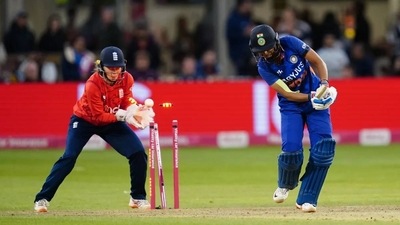 India batted first and lost five wickets for just 35 runs in the first 10 overs. (Getty Images) India batted first and lost five wickets for just 35 runs in the first 10 overs. (Getty Images)