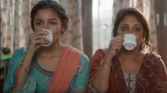 Alia Bhatt and Shefali Shah in Darlings. (Film still) Alia Bhatt and Shefali Shah in Darlings. (Film still)
