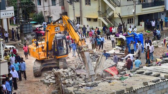 Mahadevapura: BBMP stops demolition, sets up STF | Bengaluru ...